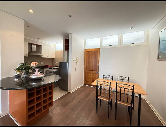 2 BEDROOM APARTMENT TO LET IN UMHLANGA RIDGE